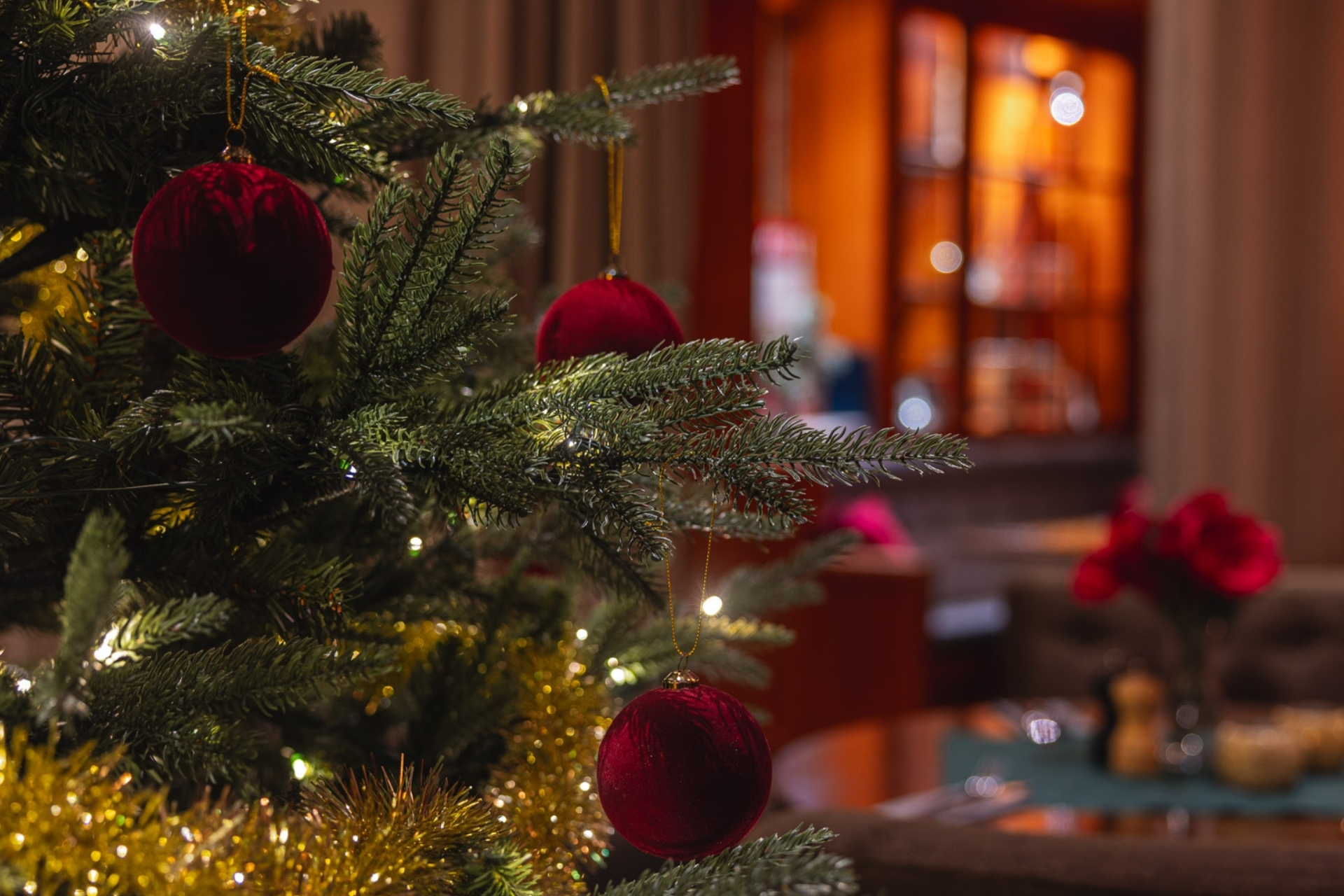 Matsalen julgran bord